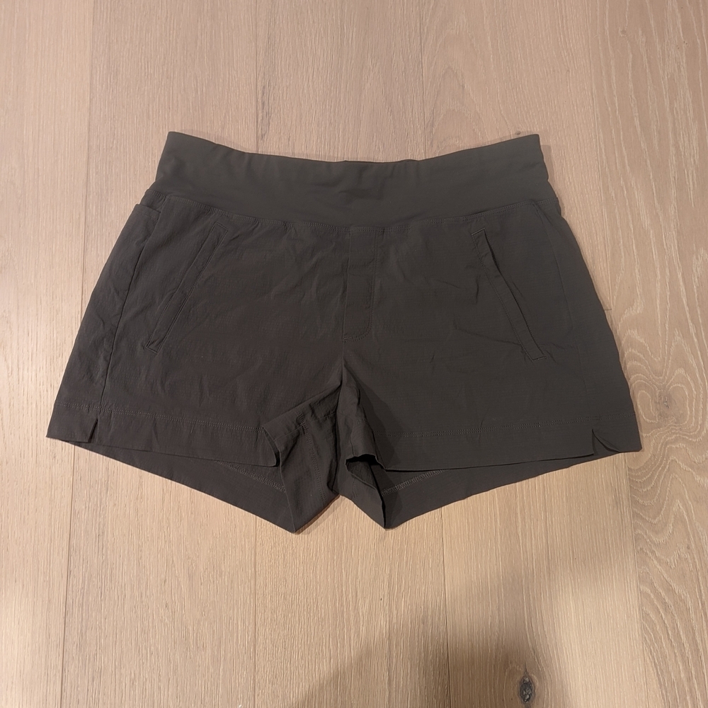 Women's Green Trekkie North Shorts